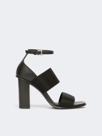 Sandalen van kalfsleer en elastische banden, zwart