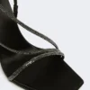Satijnen sandalen met kristallen, zwart Satijnen sandalen met kristallen, zwart