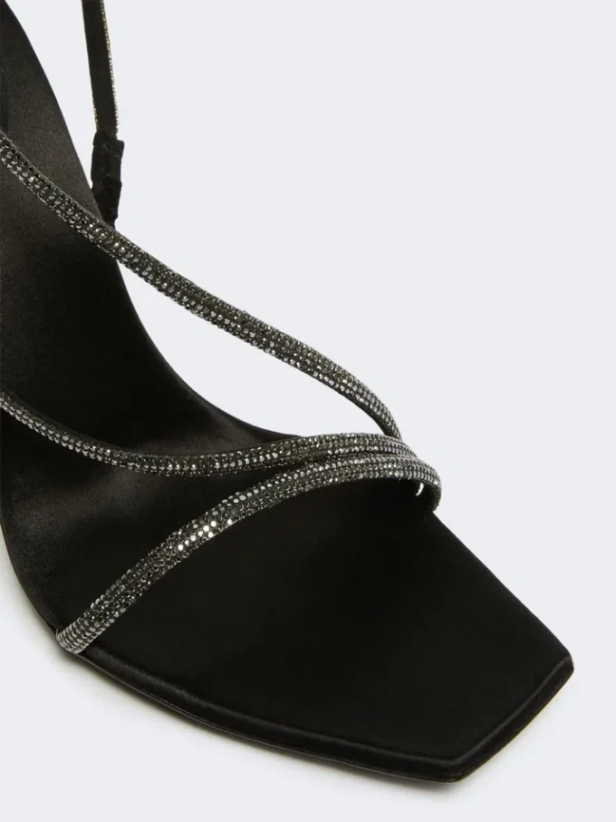 Satijnen sandalen met kristallen, zwart Satijnen sandalen met kristallen, zwart
