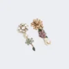 Set met bloem- en kristaldetails, goud Set met bloem- en kristaldetails, goud