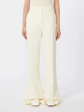 Slim-fit uitlopende broek van viscose, ivoorkleurig