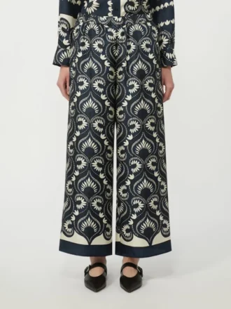 Soepelvallende zijden broek met print, marineblauw Soepelvallende zijden broek met print, marineblauw