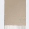 Stola van puur kasjmier met monogramdetail, zandkleur
