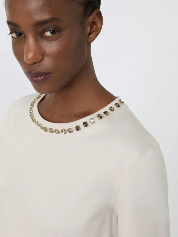T-shirt van katoen en modal, beige T-shirt van katoen en modal, beige