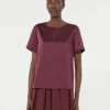 T-shirt van satijn en jersey, bordeaux T-shirt van satijn en jersey, bordeaux