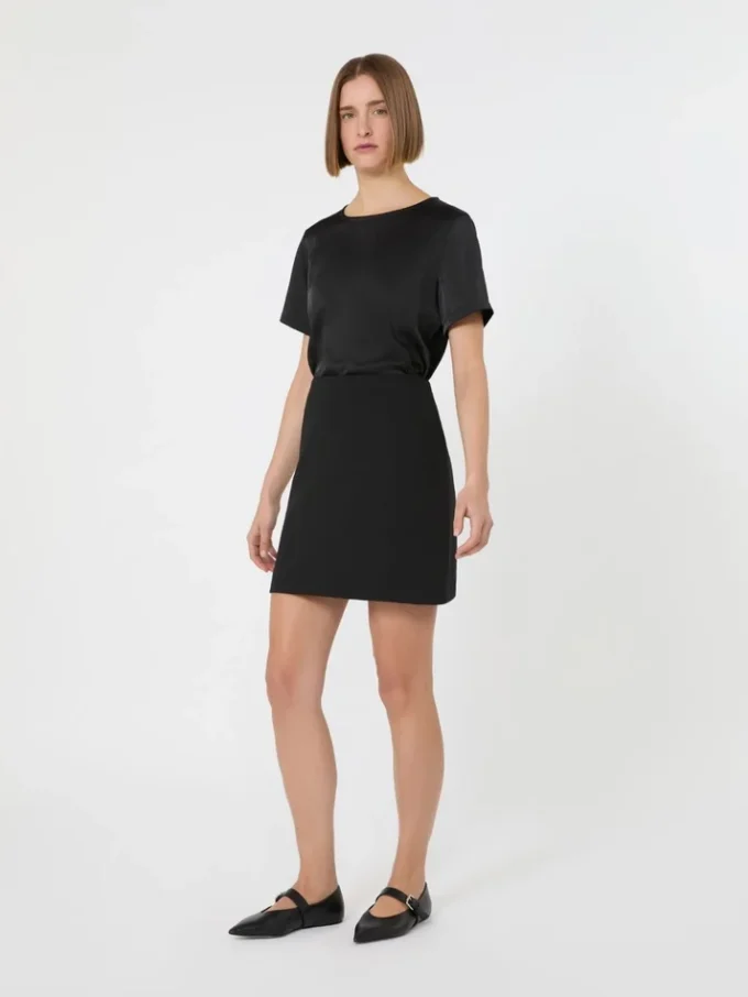 T-shirt van satijn en jersey, zwart