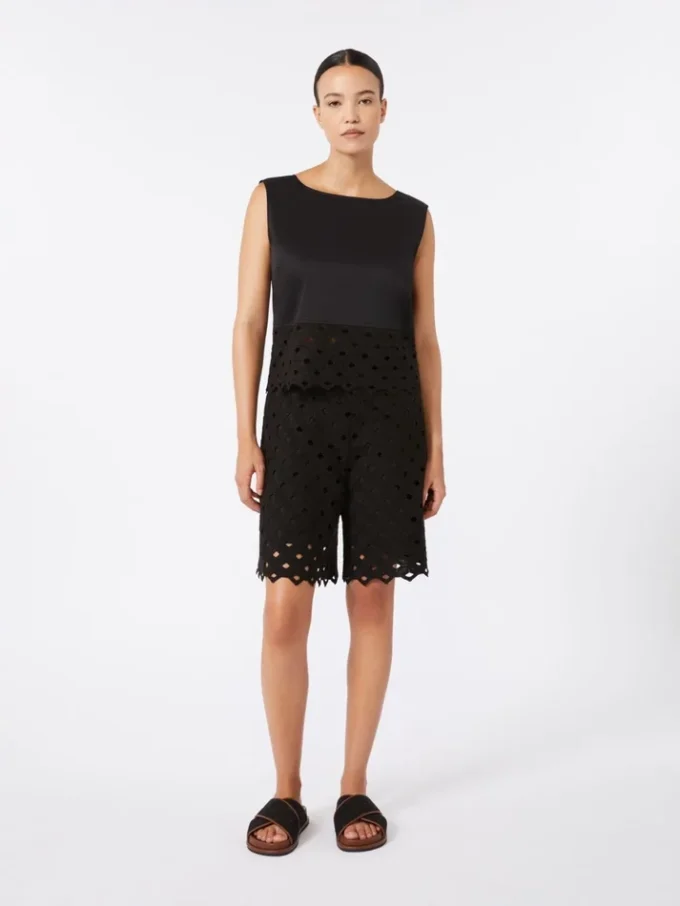 Top van popeline en macramé-kant, zwart Top van popeline en macramé-kant, zwart