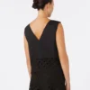 Top van popeline en macramé-kant, zwart Top van popeline en macramé-kant, zwart