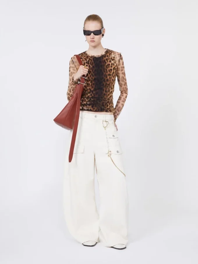 Top van twee materialen met dierenprint, beige