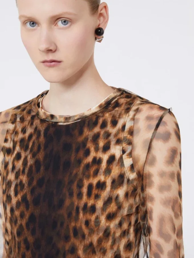 Top van twee materialen met dierenprint, beige