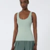 Top van viscose-mix, saliegroen Top van viscose-mix, saliegroen