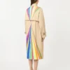Trenchcoat van waterafstotend katoen met regenboogprint, veelkleurig Trenchcoat van waterafstotend katoen met regenboogprint, veelkleurig
