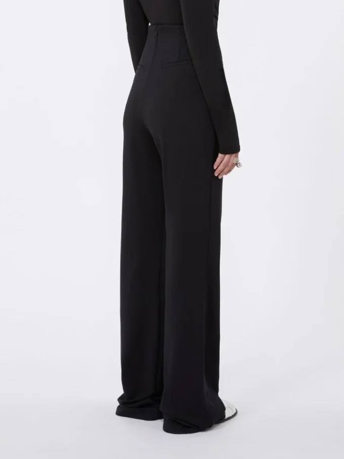 Uitlopende broek van stretchjersey, zwart Uitlopende broek van stretchjersey, zwart