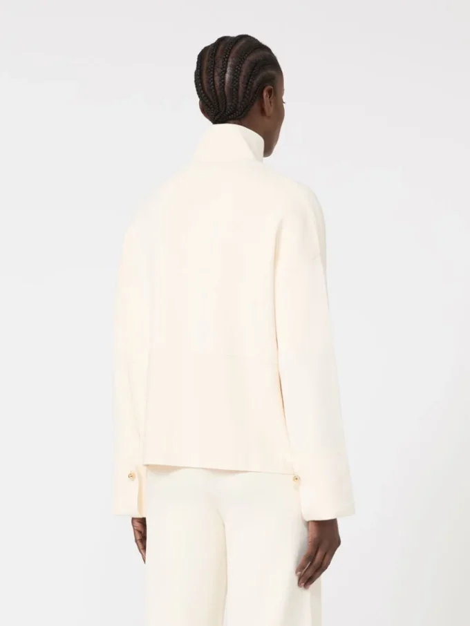 Viscose crêpe vest, ivoorkleurig Viscose crêpe vest, ivoorkleurig