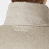 Waterafstotend canvas en camelkleurig donsjack, zandkleurig Waterafstotend canvas en camelkleurig donsjack, zandkleurig