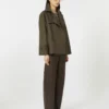 Waterafstotende katoenen trenchcoat met dubbele rij knopen, groen Waterafstotende katoenen trenchcoat met dubbele rij knopen, groen