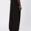 Wijde broek van viscose satijn, zwart Wijde broek van viscose satijn, zwart