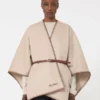 Wollen en kasjmier cape met riem, zandkleur