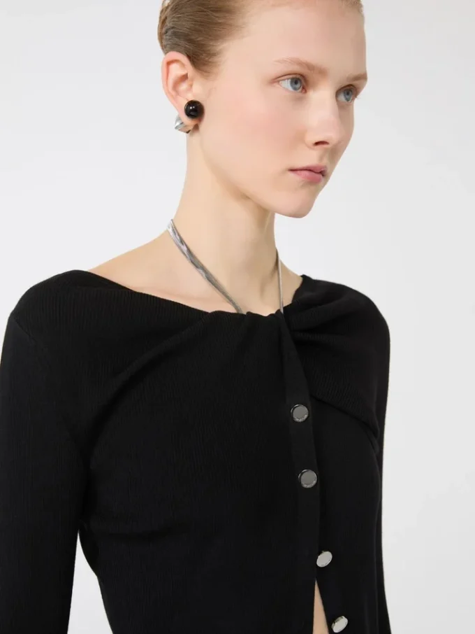 Wollen vest met ketting, zwart Wollen vest met ketting, zwart