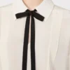 Zijden blouse met strik, beige Zijden blouse met strik, beige