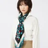 Zijden twill foulard met patroon, ivoorkleurig Zijden twill foulard met patroon, ivoorkleurig